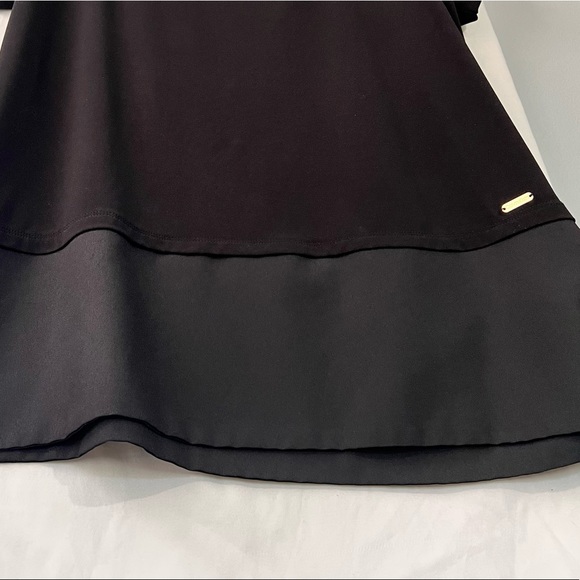 Calvin Klein Black Tunic Style Top Women’s Size Medium - Picture 2 of 5